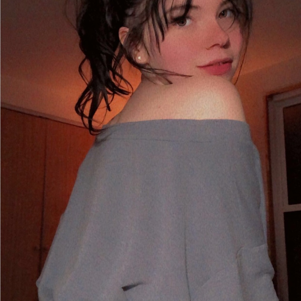 Meet your Posher, Alexus